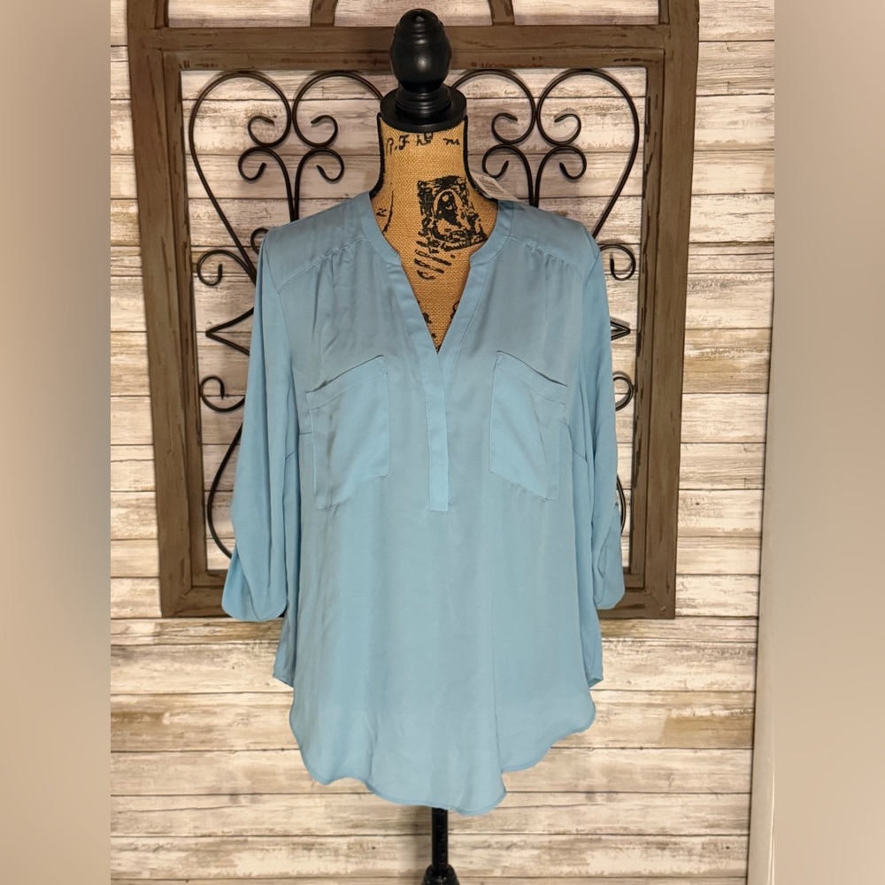 Torrid Light Blue Women's Top Size 0- Large